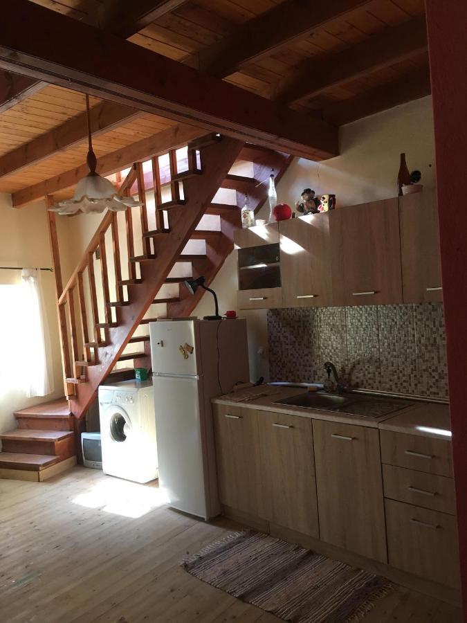 Country Traditional House In Corfu Village, Greece Sinarades Luaran gambar